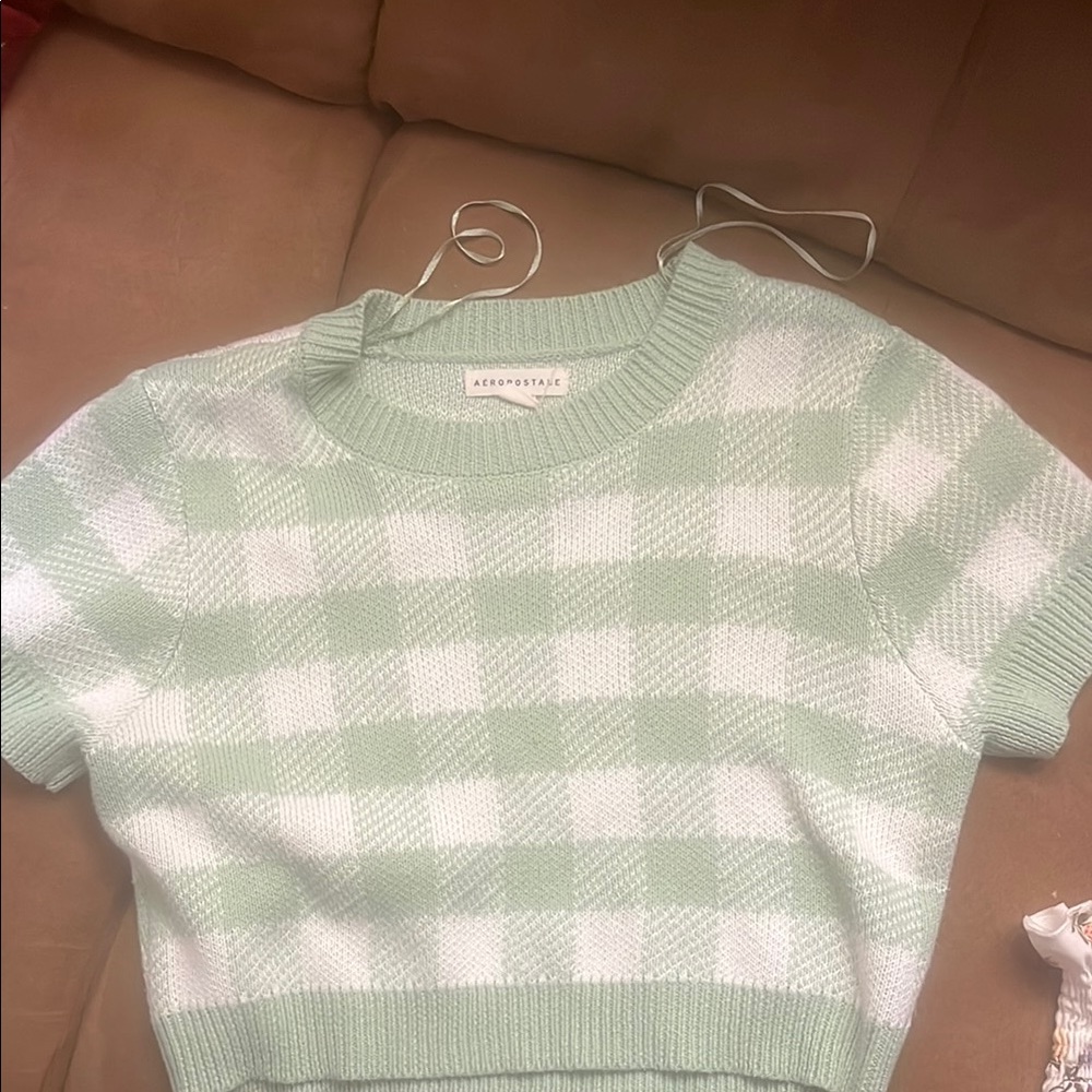 Aeropostale Green and White Crew Neck Sweater
